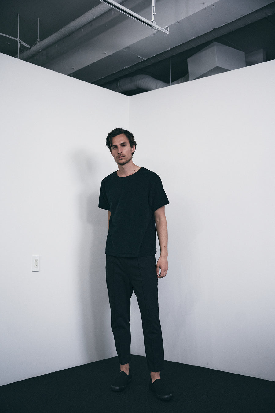 PILE CREW NECK T［Triangle of SHOMA］- Black